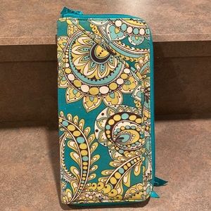 Vera Bradley travel documents holder